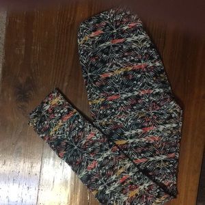 LulaRoe One Size leggings. Brand New without tags